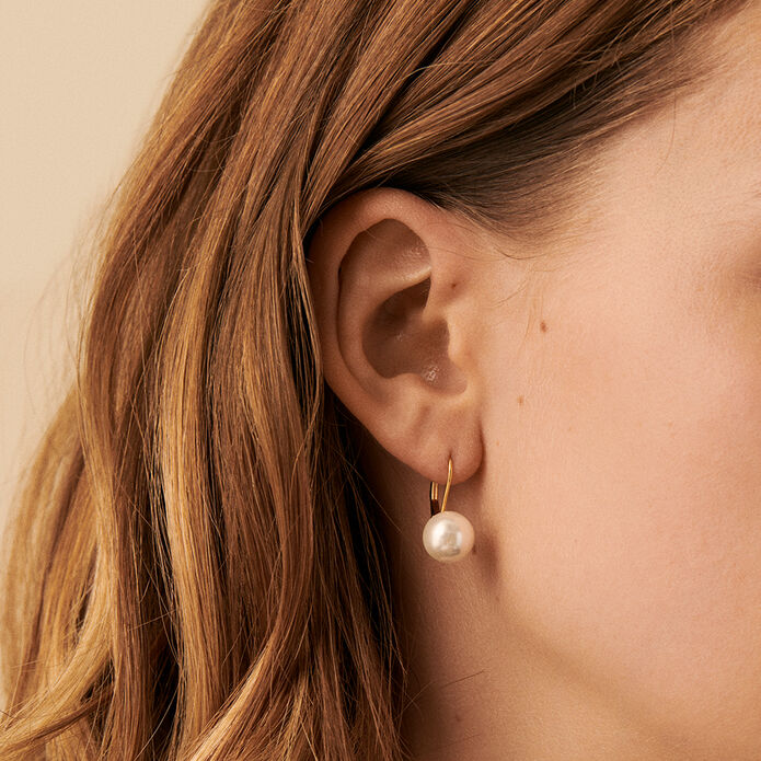 Boucles d'oreilles pendantes PERLYS - Perle / Doré - Boucles d'oreilles  | Agatha