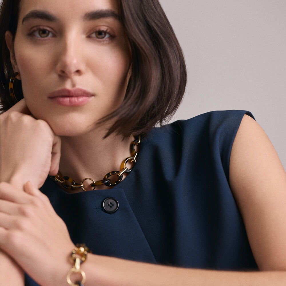 Collier mi-long ARIA - Ecaille / Doré 02680238-173-TU | Agatha Collier mi-long ARIA - Ecaille / Doré 02680238-173-TU | Agatha