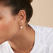 Boucles d'oreilles pendantes PEARLY - Perle / Argenté - Boucles d'oreilles  | Agatha