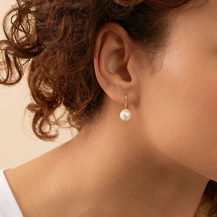 Boucles d'oreilles pendantes PEARLY - Perle / Doré - Boucles d'oreilles  | Agatha