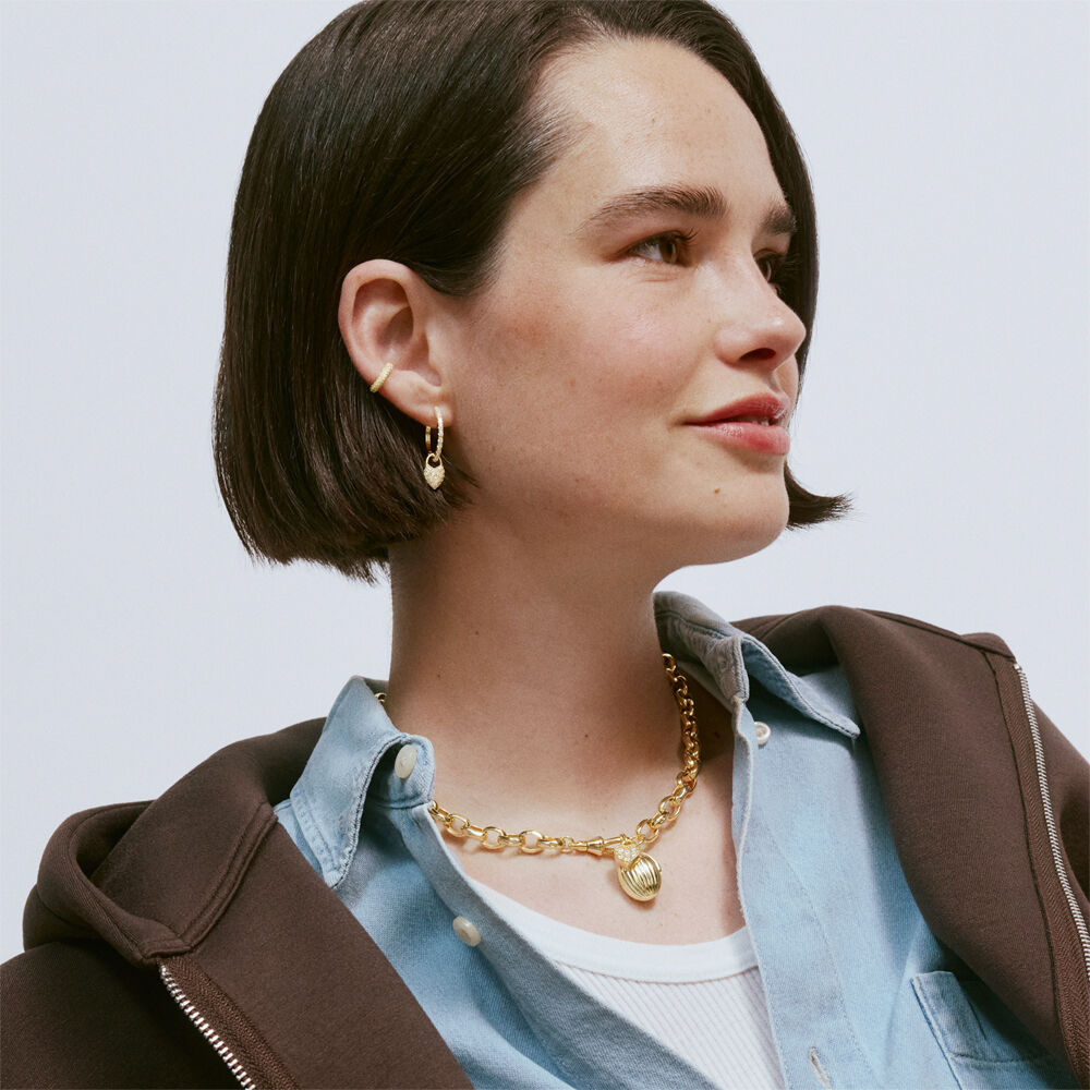 Pendentif M&Eacute;DAILLON STRI&Eacute; - Dor&eacute; - Nouveaut&eacute;s  | Agatha