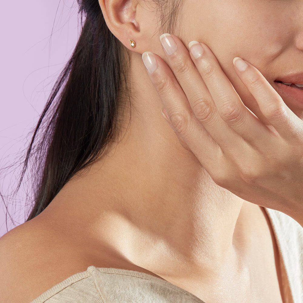 Piercing puce VIRGULA - Cristal / Dor&eacute; - Argent v&eacute;ritable  | Agatha