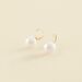 Boucles d'oreilles pendantes PEARLY - Perle / Doré - Boucles d'oreilles  | Agatha