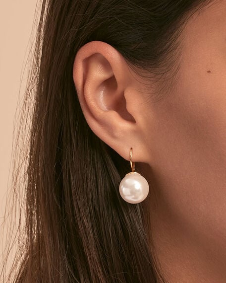Boucles d'oreilles pendantes PEARLY - Perle / Doré - Boucles d'oreilles  | Agatha