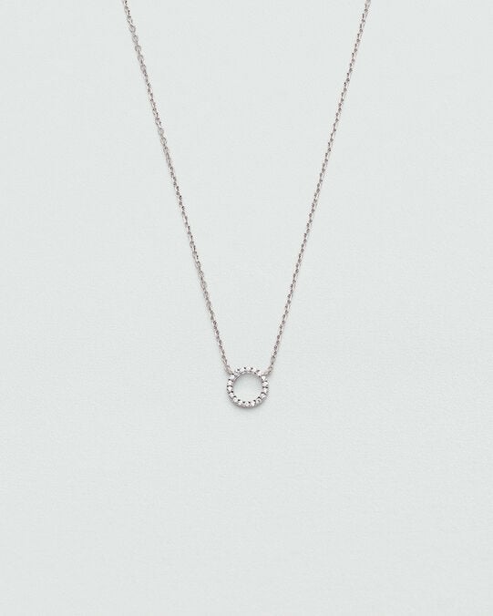 Collier PETITE GOUTTE en acier inoxydable - La Boutique de Cha Collier PETITE GOUTTE en acier inoxydable - La Boutique de Cha