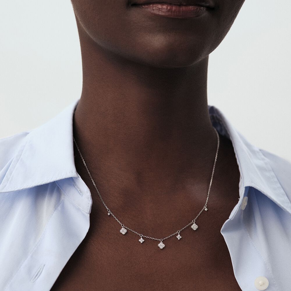 Collier en Cristal Argenté main image 0